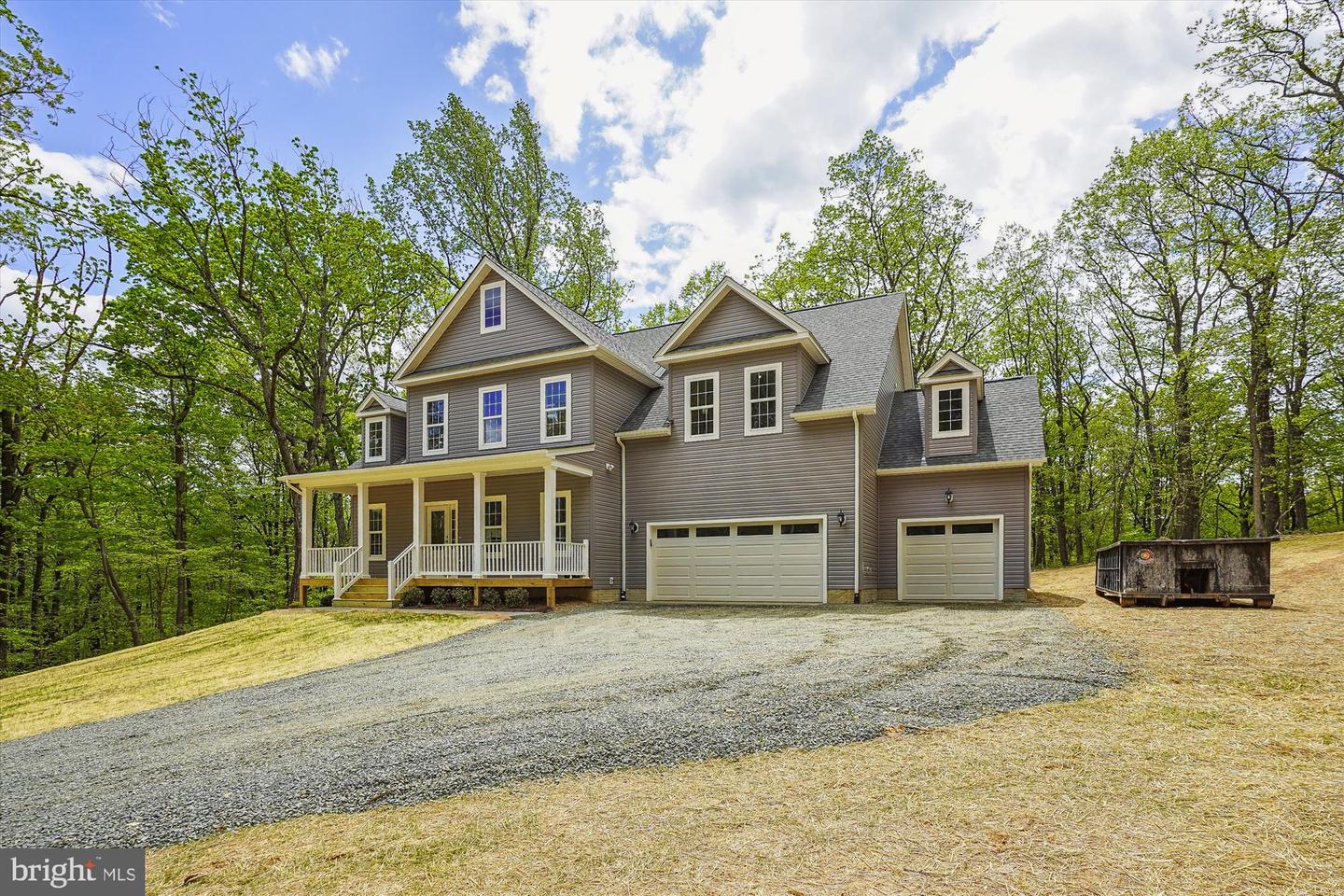 7245 BLACKWELL RD, WARRENTON, Virginia 20187, 4 Bedrooms Bedrooms, ,3 BathroomsBathrooms,Residential,For sale,7245 BLACKWELL RD,VAFQ2014674 MLS # VAFQ2014674