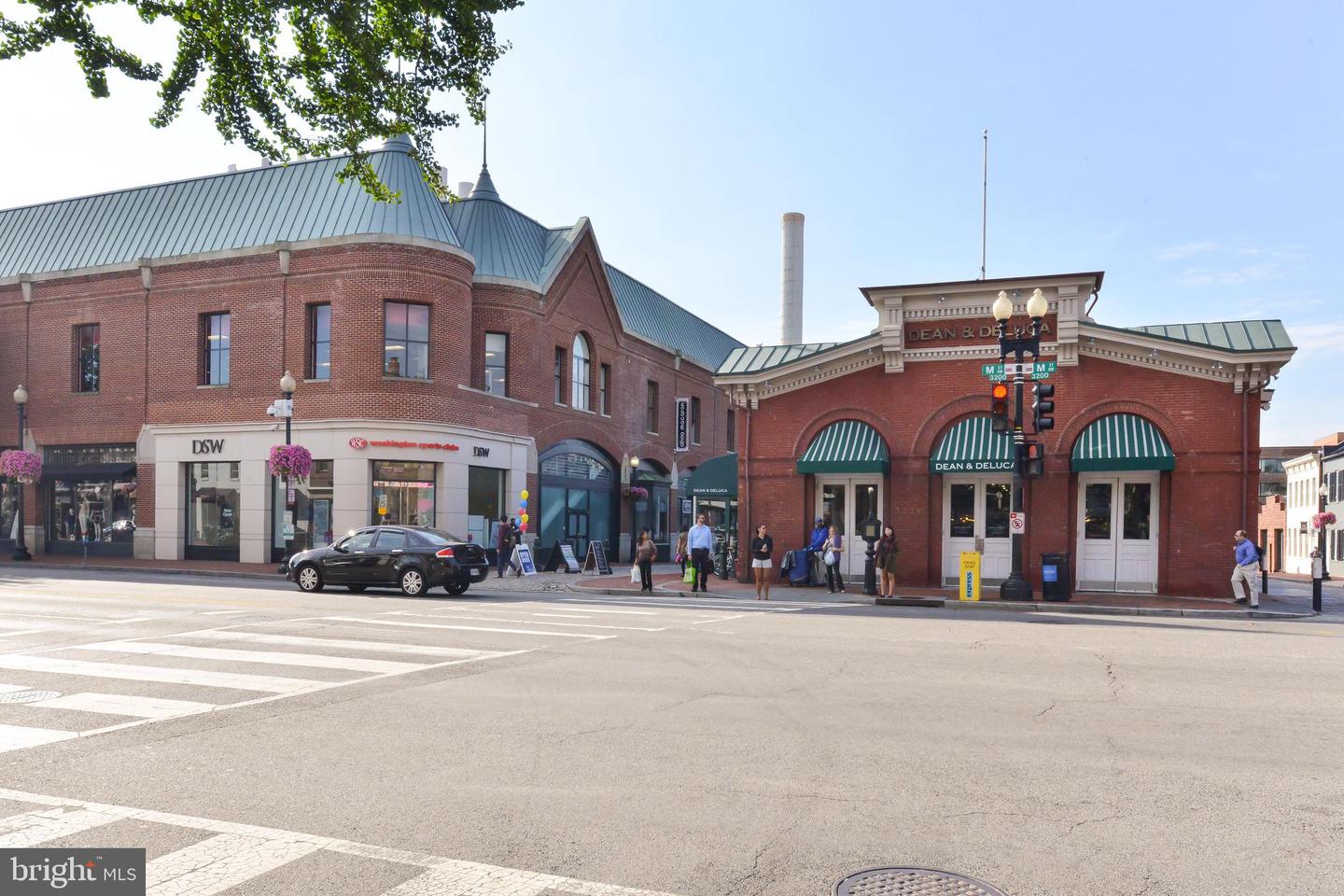 3623 R ST NW, WASHINGTON, District Of Columbia 20007, 3 Bedrooms Bedrooms, ,4 BathroomsBathrooms,Residential,For sale,3623 R ST NW,DCDC2163112 MLS # DCDC2163112