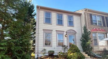 5549 TALON CT, FAIRFAX, Virginia 22032, 3 Bedrooms Bedrooms, ,3 BathroomsBathrooms,Residential,For sale,5549 TALON CT,VAFX2210308 MLS # VAFX2210308