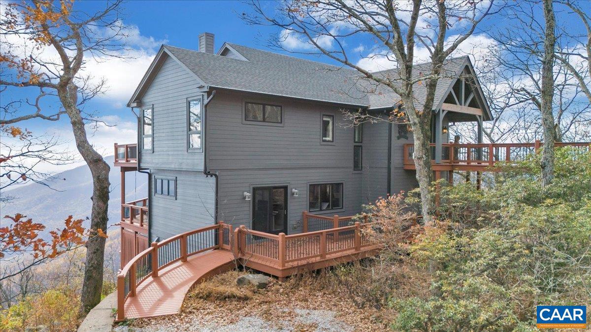 380 BLACKROCK CIR, WINTERGREEN RESORT, Virginia 22967, 6 Bedrooms Bedrooms, ,5 BathroomsBathrooms,Residential,For sale,380 BLACKROCK CIR,658683 MLS # 658683