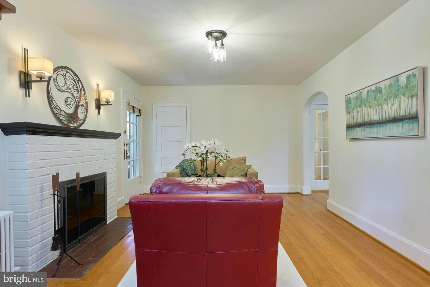 1415 N GREENBRIER ST, ARLINGTON, Virginia 22205, 4 Bedrooms Bedrooms, ,3 BathroomsBathrooms,Residential,For sale,1415 N GREENBRIER ST,VAAR2050666 MLS # VAAR2050666