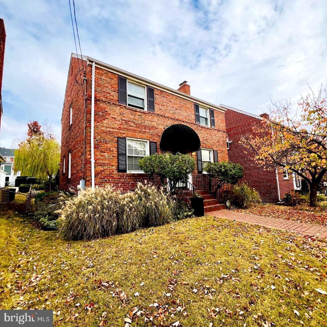 4833 QUEENS CHAPEL TER NE, WASHINGTON, District Of Columbia 20017, 3 Bedrooms Bedrooms, ,2 BathroomsBathrooms,Residential,For sale,4833 QUEENS CHAPEL TER NE,DCDC2168100 MLS # DCDC2168100