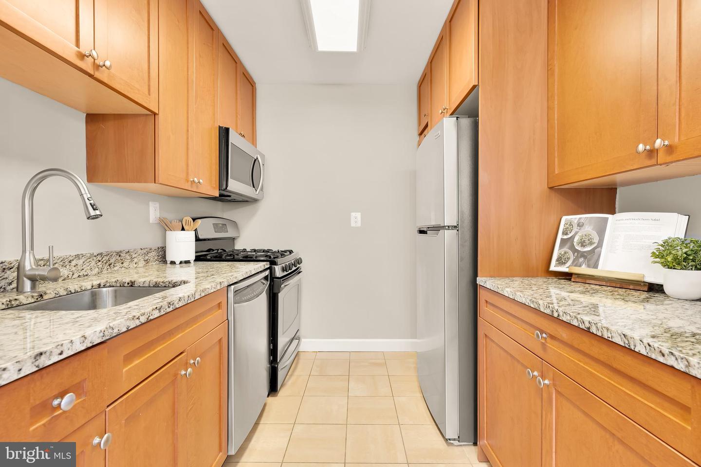 2725 39TH ST NW #309, WASHINGTON, District Of Columbia 20007, 1 Bedroom Bedrooms, ,1 BathroomBathrooms,Residential,For sale,2725 39TH ST NW #309,DCDC2168288 MLS # DCDC2168288