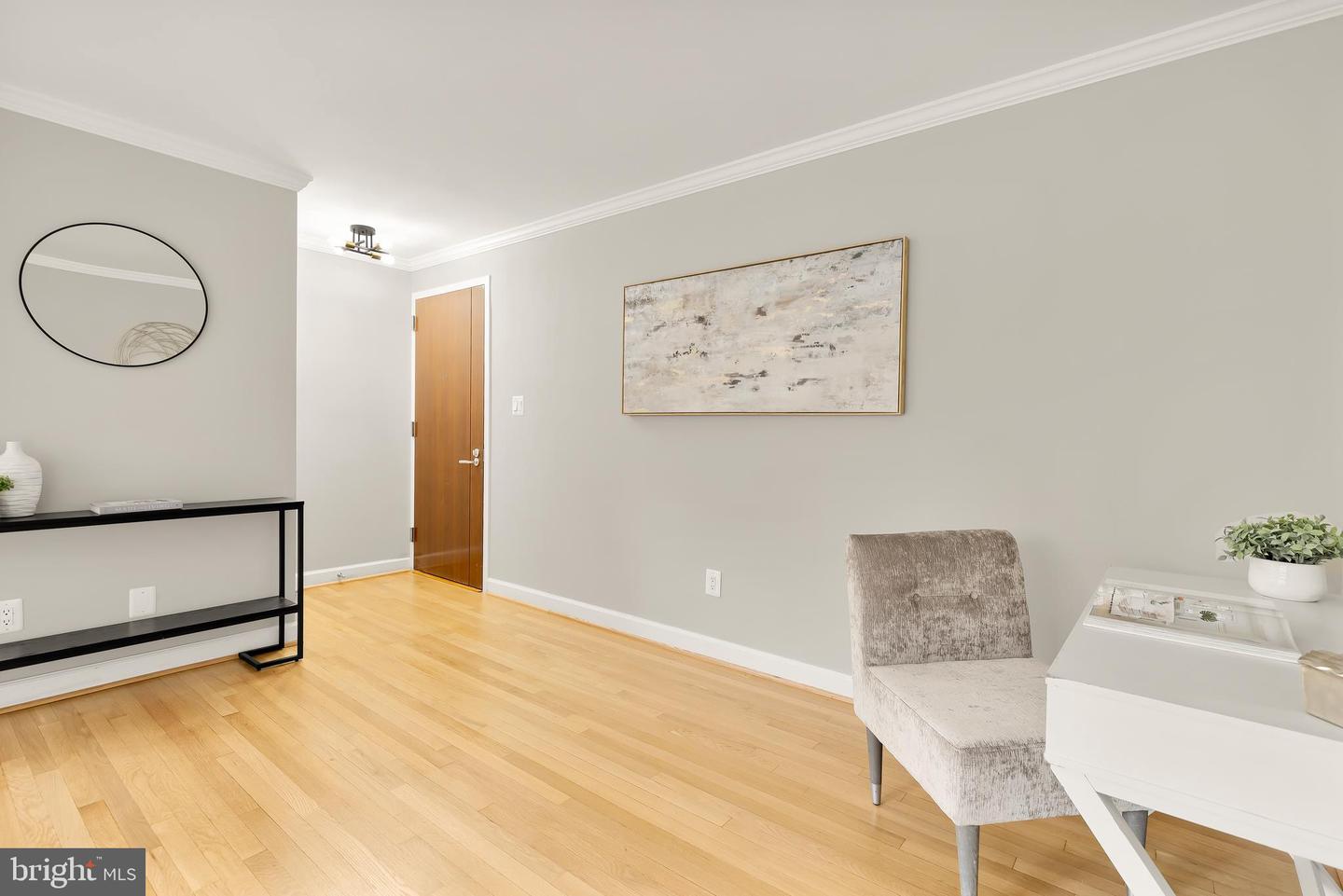 2725 39TH ST NW #309, WASHINGTON, District Of Columbia 20007, 1 Bedroom Bedrooms, ,1 BathroomBathrooms,Residential,For sale,2725 39TH ST NW #309,DCDC2168288 MLS # DCDC2168288