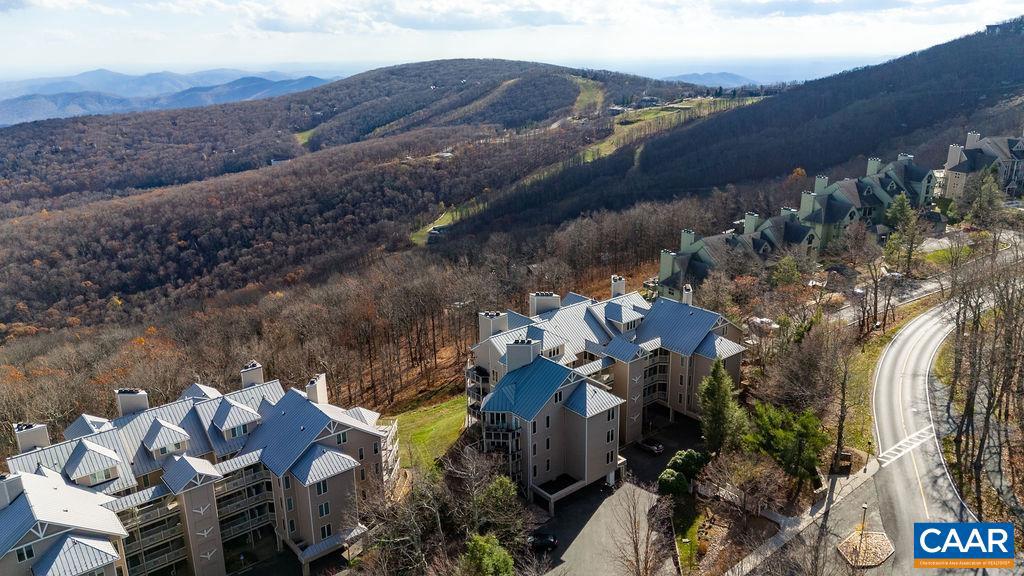 1816 HIGH RIDGE CT CONDOS, ROSELAND, Virginia 22967, 3 Bedrooms Bedrooms, ,3 BathroomsBathrooms,Residential,For sale,1816 HIGH RIDGE CT CONDOS,658696 MLS # 658696