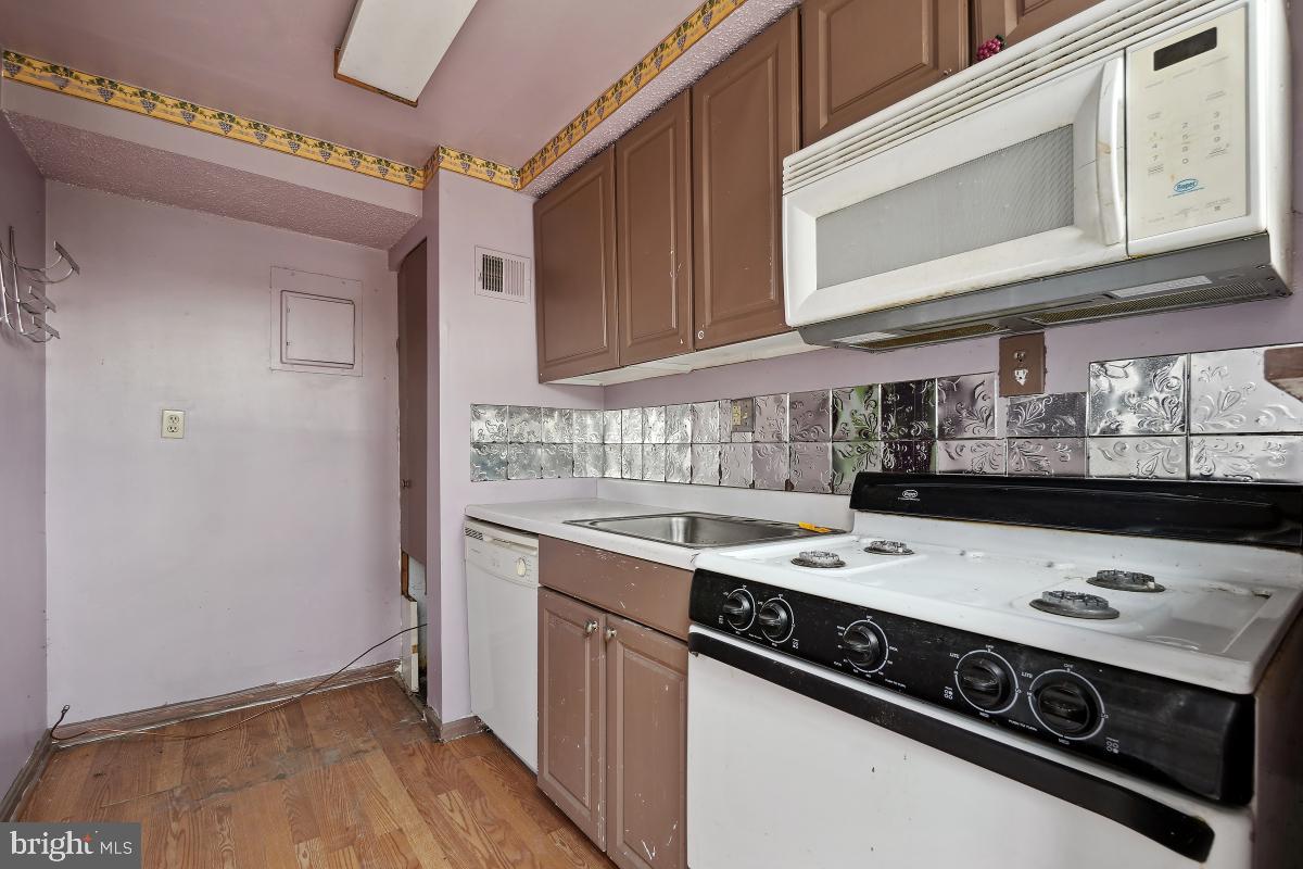 4922 JAY ST NE, WASHINGTON, District Of Columbia 20019, 2 Bedrooms Bedrooms, ,1 BathroomBathrooms,Residential,For sale,4922 JAY ST NE,DCDC2132874 MLS # DCDC2132874