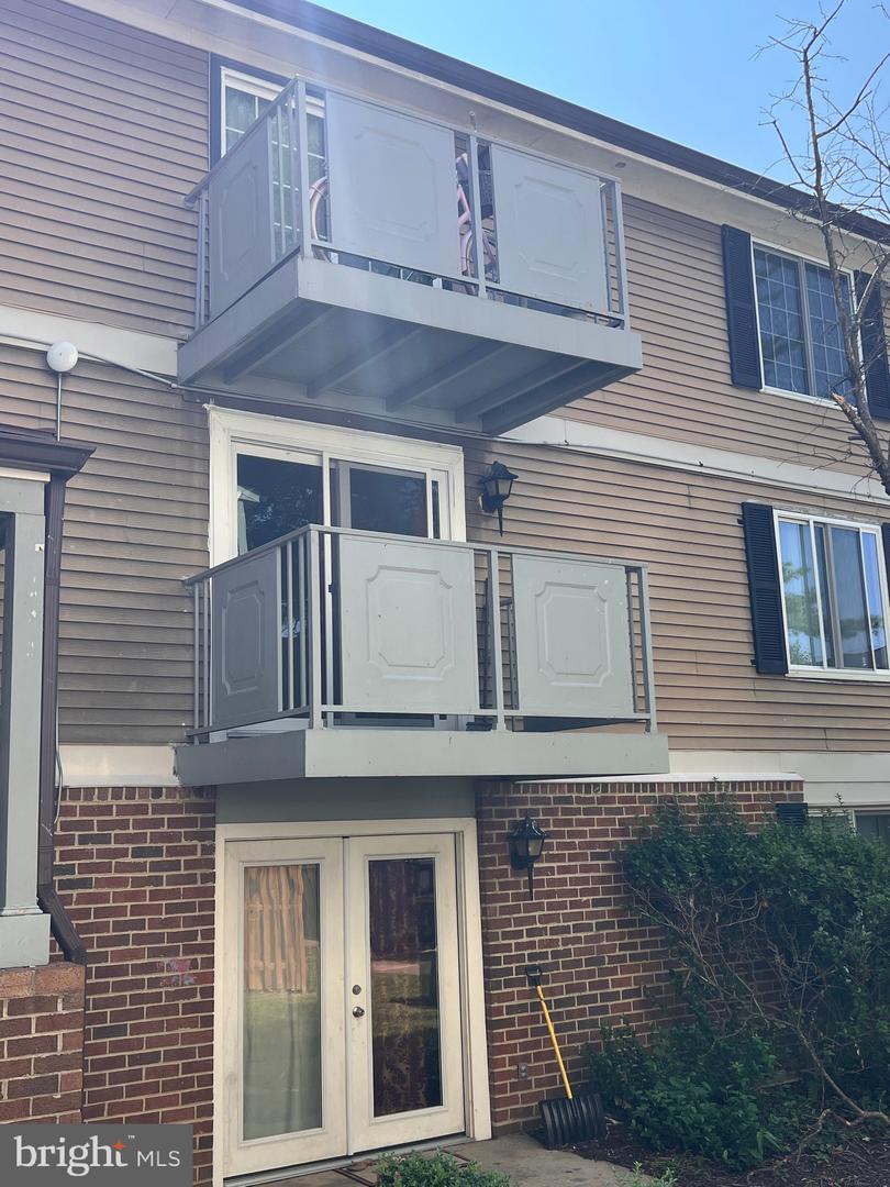 4300-H BUCKMAN RD #H, ALEXANDRIA, Virginia 22309, 2 Bedrooms Bedrooms, ,1 BathroomBathrooms,Residential,For sale,4300-H BUCKMAN RD #H,VAFX2194416 MLS # VAFX2194416