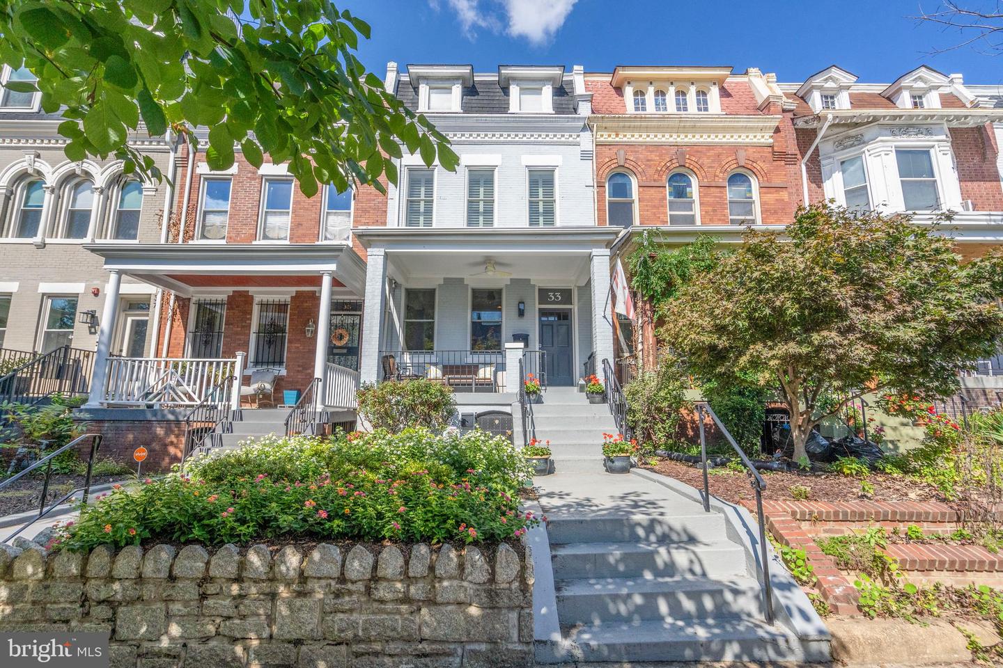 33 W ST NW, WASHINGTON, District Of Columbia 20001, 4 Bedrooms Bedrooms, ,3 BathroomsBathrooms,Residential,For sale,33 W ST NW,DCDC2164298 MLS # DCDC2164298