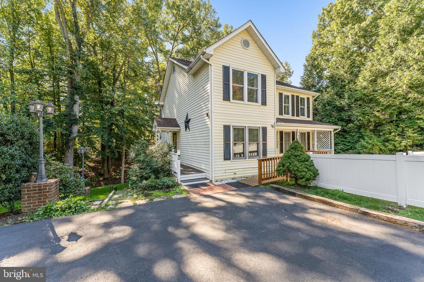 4924 HARRISON RD, FREDERICKSBURG, Virginia 22408, 5 Bedrooms Bedrooms, ,3 BathroomsBathrooms,Residential,For sale,4924 HARRISON RD,VASP2028596 MLS # VASP2028596