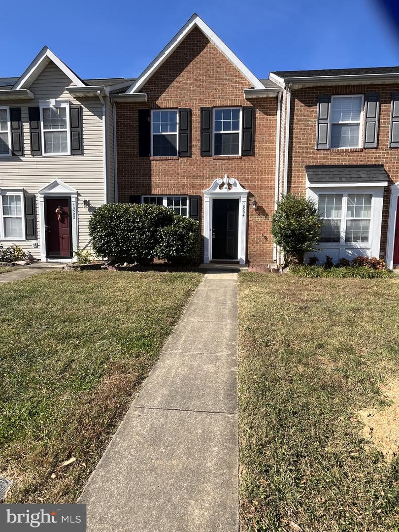 10504 LIMBURG CT, FREDERICKSBURG, Virginia 22408, 2 Bedrooms Bedrooms, ,2 BathroomsBathrooms,Residential,For sale,10504 LIMBURG CT,VASP2028752 MLS # VASP2028752