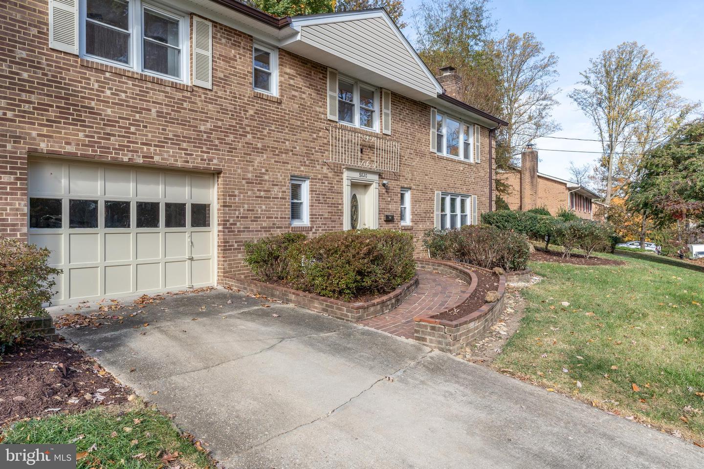 5820 BUSH HILL DR, ALEXANDRIA, Virginia 22310, 4 Bedrooms Bedrooms, ,2 BathroomsBathrooms,Residential,For sale,5820 BUSH HILL DR,VAFX2209564 MLS # VAFX2209564