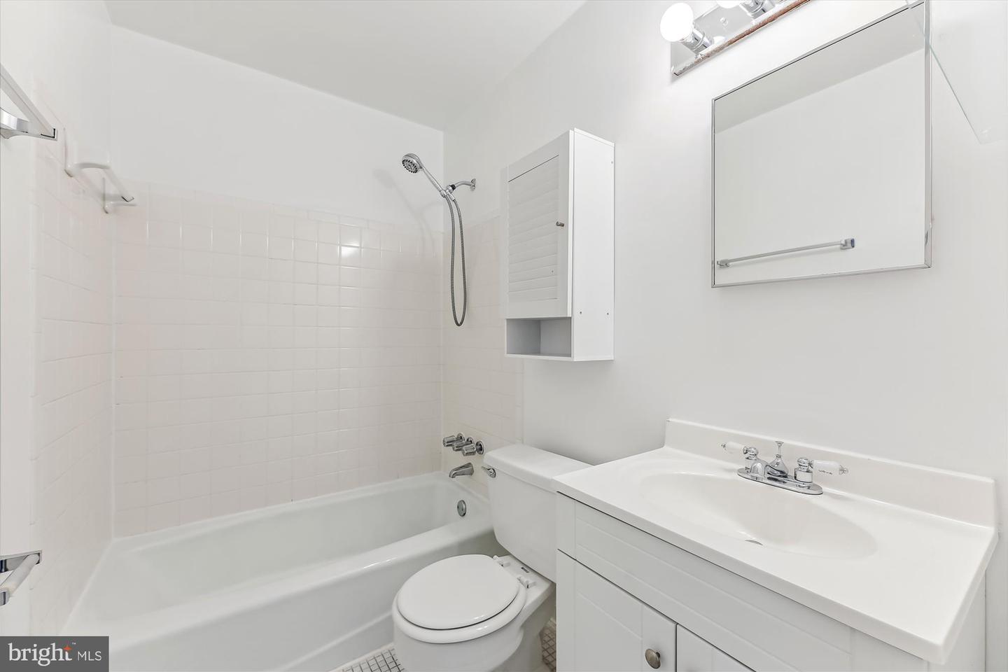 1807 T ST NW, WASHINGTON, District Of Columbia 20009, 3 Bedrooms Bedrooms, ,2 BathroomsBathrooms,Residential,For sale,1807 T ST NW,DCDC2168170 MLS # DCDC2168170