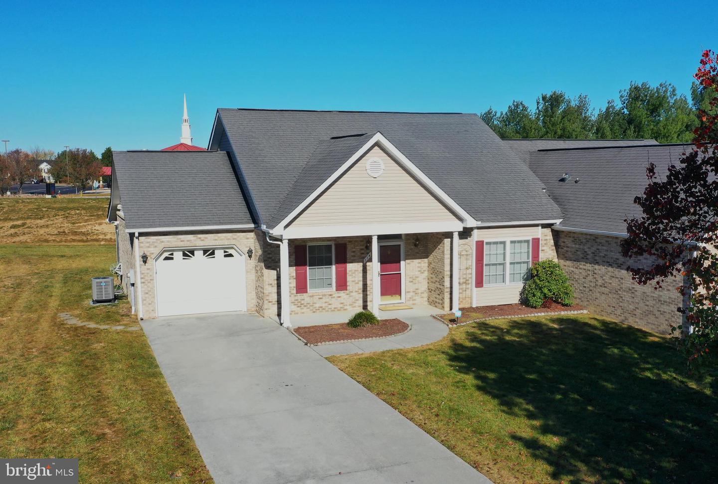 114 BAYBERRY CT, STEPHENS CITY, Virginia 22655, 2 Bedrooms Bedrooms, ,2 BathroomsBathrooms,Residential,For sale,114 BAYBERRY CT,VAFV2022812 MLS # VAFV2022812