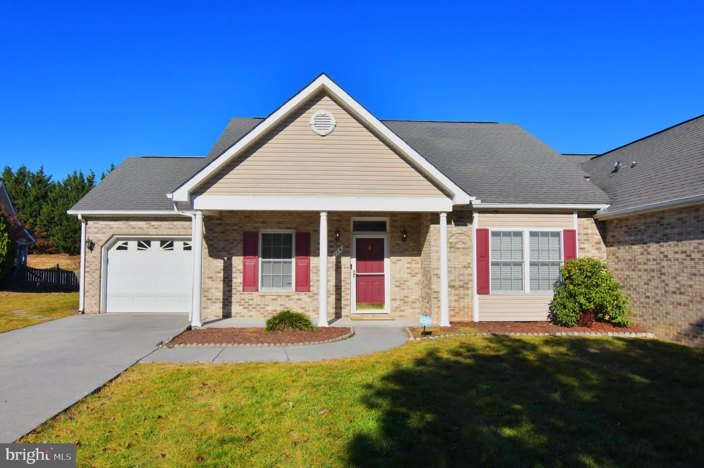 114 BAYBERRY CT, STEPHENS CITY, Virginia 22655, 2 Bedrooms Bedrooms, ,2 BathroomsBathrooms,Residential,For sale,114 BAYBERRY CT,VAFV2022812 MLS # VAFV2022812