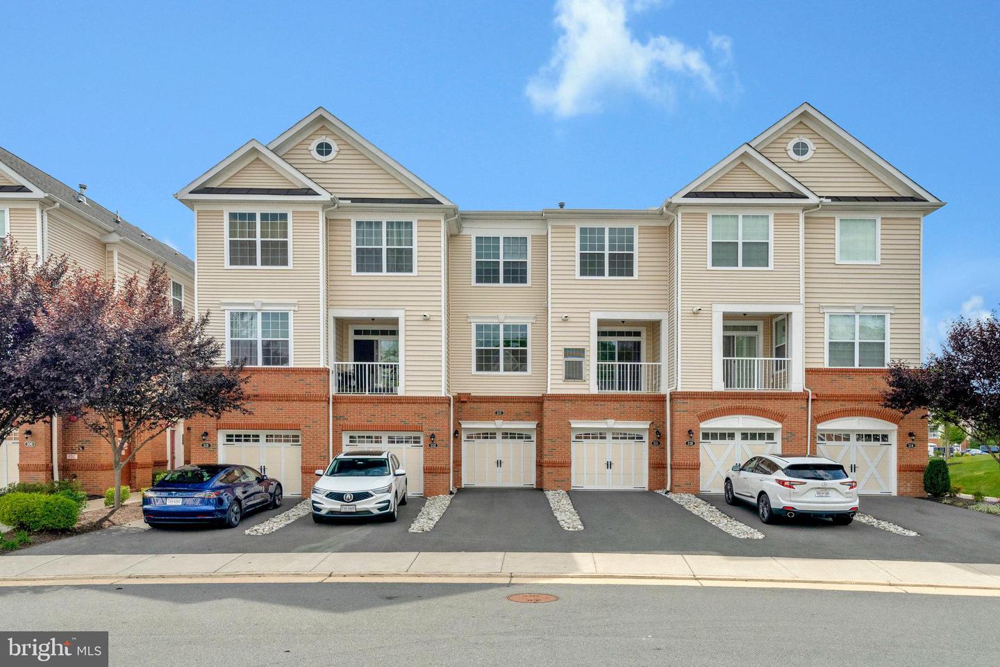 23257 SOUTHDOWN MANOR TER #117, ASHBURN, Virginia 20148, 2 Bedrooms Bedrooms, ,2 BathroomsBathrooms,Residential,For sale,23257 SOUTHDOWN MANOR TER #117,VALO2083684 MLS # VALO2083684