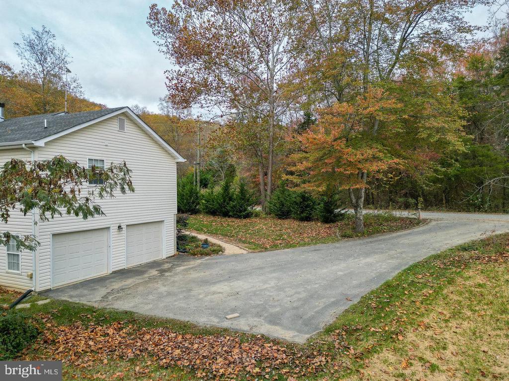 248 HIGH VIEW RD, STANARDSVILLE, Virginia 22973, 3 Bedrooms Bedrooms, ,3 BathroomsBathrooms,Residential,248 HIGH VIEW RD,VAGR2000618 MLS # VAGR2000618