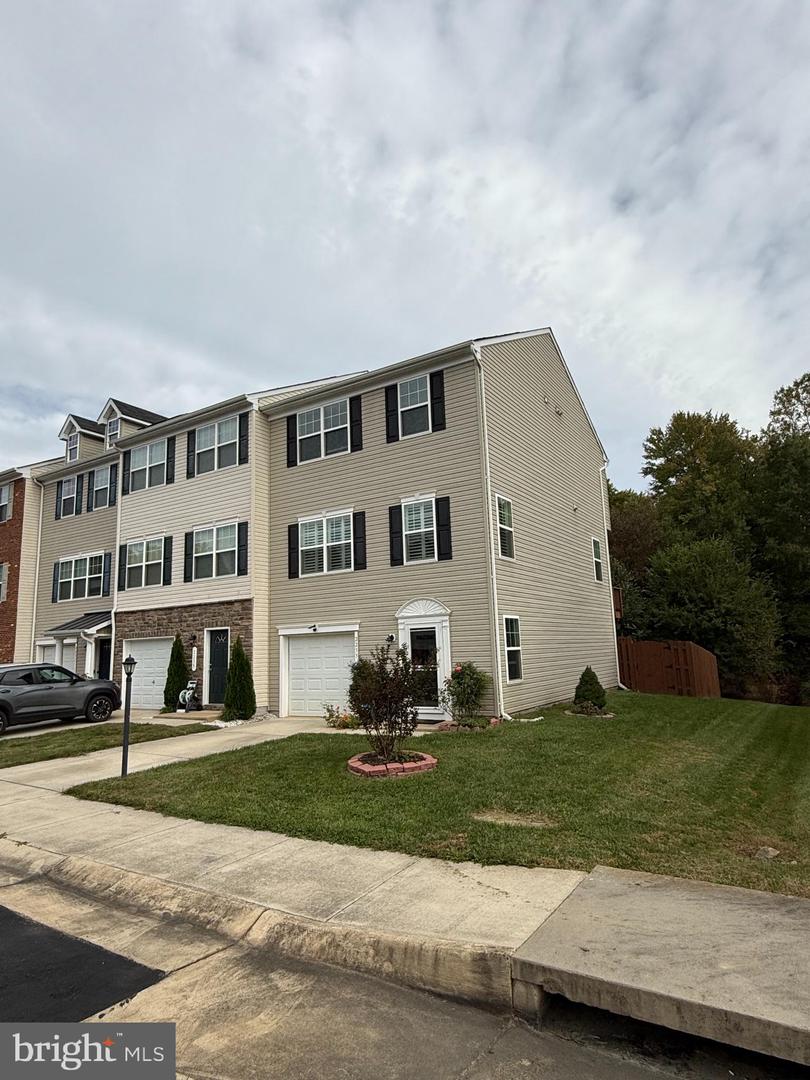 2233 MALLARD LANDING DR, FREDERICKSBURG, Virginia 22408, 4 Bedrooms Bedrooms, ,3 BathroomsBathrooms,Residential,For sale,2233 MALLARD LANDING DR,VASP2028250 MLS # VASP2028250