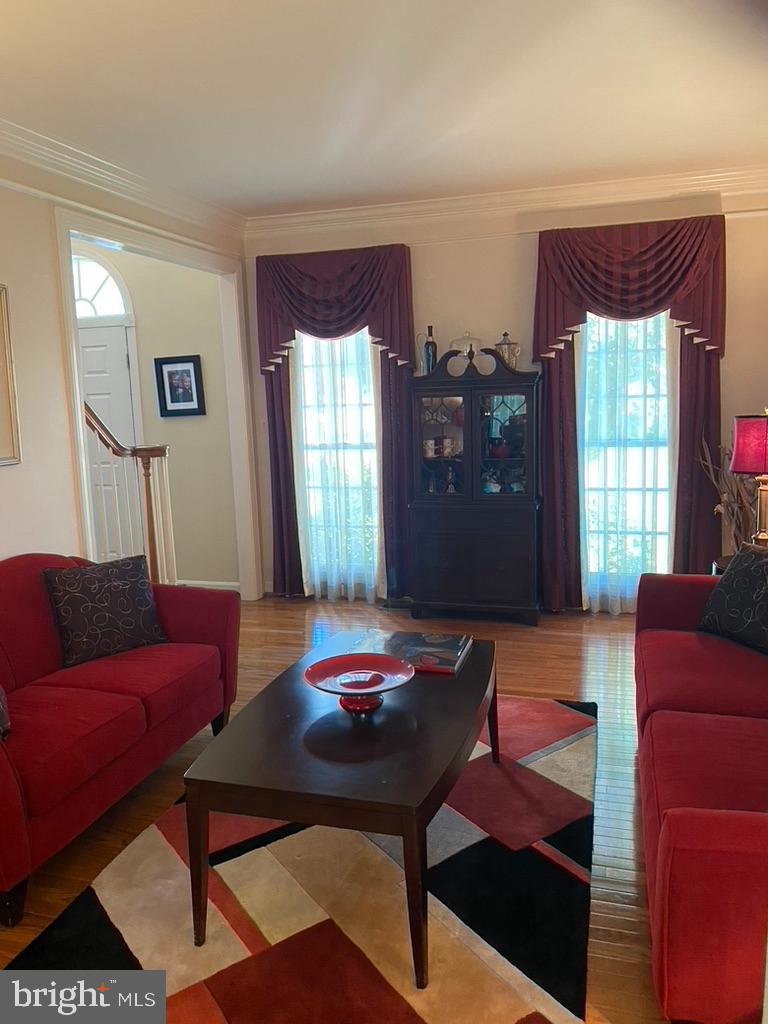 5139 GAGNE CT, FAIRFAX, Virginia 22030, 4 Bedrooms Bedrooms, ,4 BathroomsBathrooms,Residential,For sale,5139 GAGNE CT,VAFX2209376 MLS # VAFX2209376