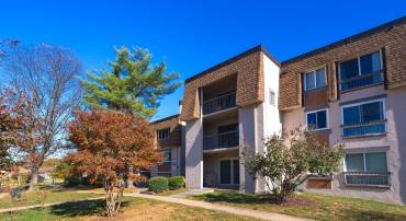 7952 SEVEN WOODS DR #D, ALEXANDRIA, Virginia 22309, 2 Bedrooms Bedrooms, ,1 BathroomBathrooms,Residential,For sale,7952 SEVEN WOODS DR #D,VAFX2209476 MLS # VAFX2209476