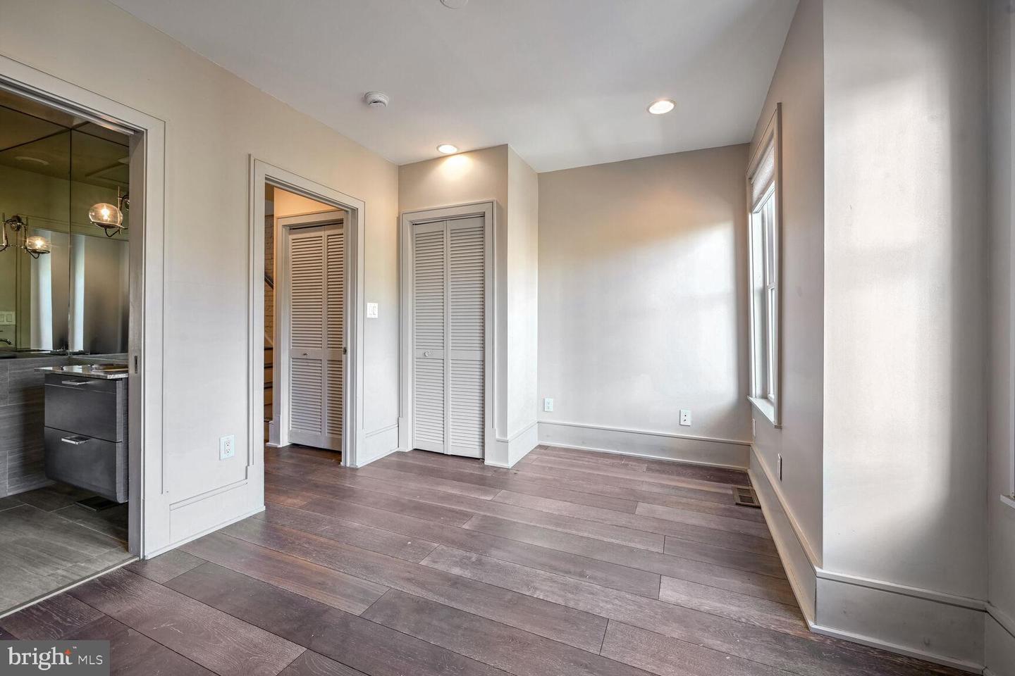 829 4TH ST NE, WASHINGTON, District Of Columbia 20002, 3 Bedrooms Bedrooms, ,3 BathroomsBathrooms,Residential,For sale,829 4TH ST NE,DCDC2168302 MLS # DCDC2168302