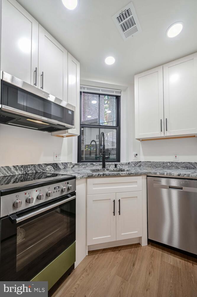 1326 VERMONT AVE NW #2, WASHINGTON, District Of Columbia 20005, 1 Bedroom Bedrooms, ,1 BathroomBathrooms,Residential,For sale,1326 VERMONT AVE NW #2,DCDC2168456 MLS # DCDC2168456