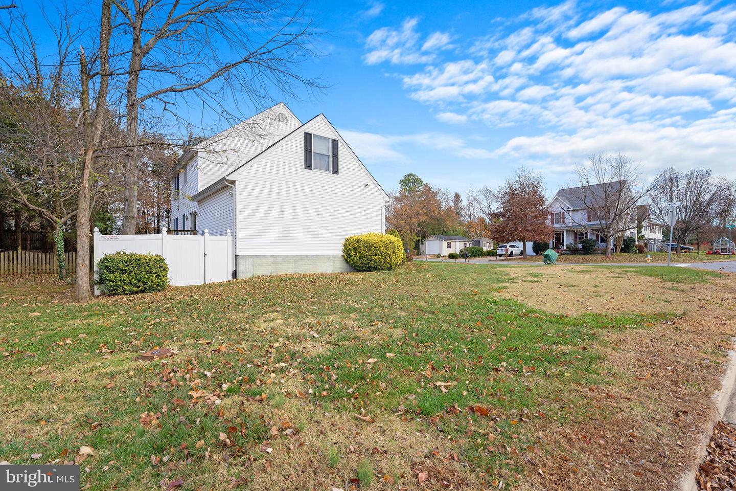 2 SEQUOIA LN, FREDERICKSBURG, Virginia 22405, 3 Bedrooms Bedrooms, ,2 BathroomsBathrooms,Residential,For sale,2 SEQUOIA LN,VAST2034192 MLS # VAST2034192