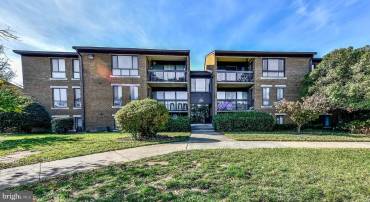 541 FLORIDA AVE #102, HERNDON, Virginia 20170, 2 Bedrooms Bedrooms, ,2 BathroomsBathrooms,Residential,For sale,541 FLORIDA AVE #102,VAFX2210584 MLS # VAFX2210584