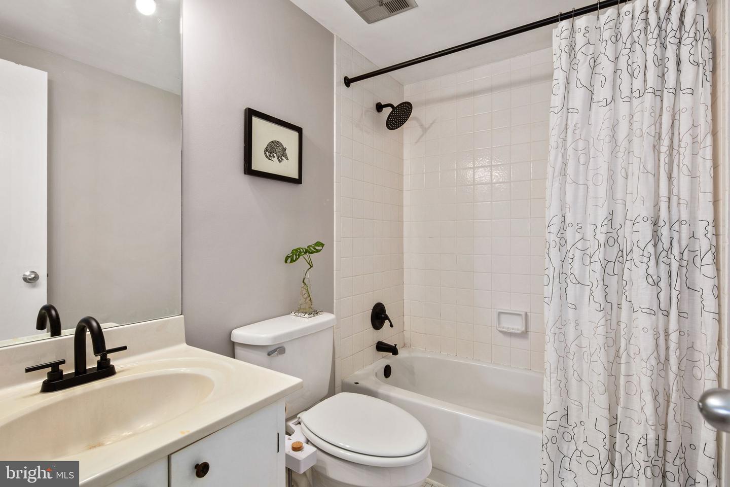 1045 MICHIGAN AVE NE, WASHINGTON, District Of Columbia 20017, 3 Bedrooms Bedrooms, ,2 BathroomsBathrooms,Residential,For sale,1045 MICHIGAN AVE NE,DCDC2168590 MLS # DCDC2168590