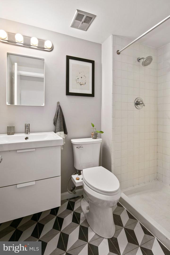 1045 MICHIGAN AVE NE, WASHINGTON, District Of Columbia 20017, 3 Bedrooms Bedrooms, ,2 BathroomsBathrooms,Residential,For sale,1045 MICHIGAN AVE NE,DCDC2168590 MLS # DCDC2168590