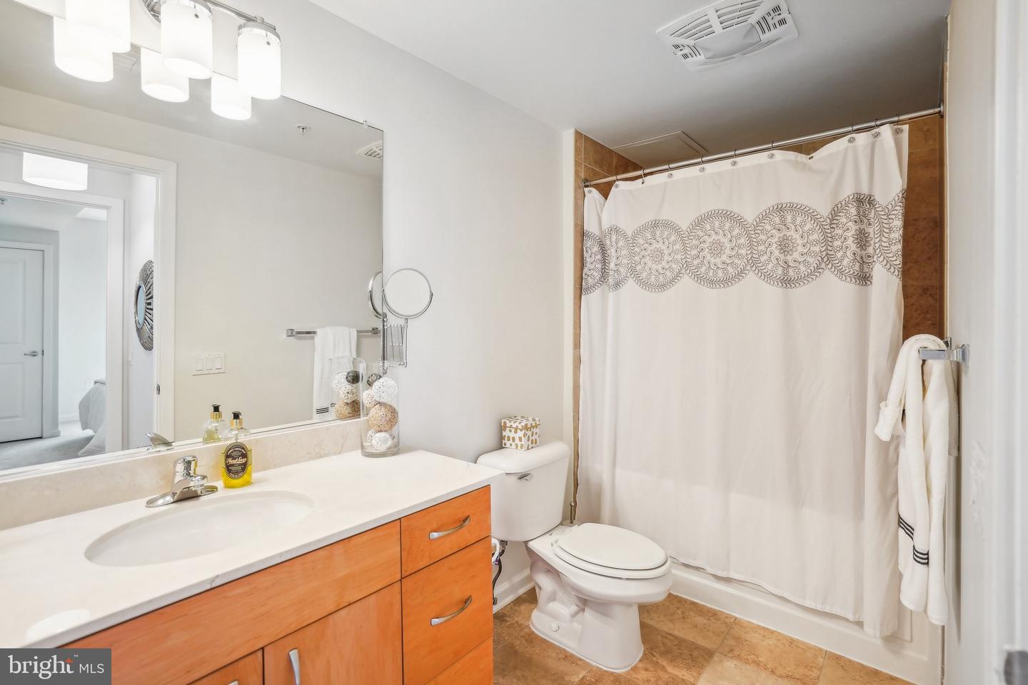 440 L ST NW #711, WASHINGTON, District Of Columbia 20001, 2 Bedrooms Bedrooms, ,2 BathroomsBathrooms,Residential,For sale,440 L ST NW #711,DCDC2155890 MLS # DCDC2155890