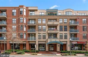 502 W BROAD STREET #210, FALLS CHURCH, Virginia 22046, 2 Bedrooms Bedrooms, ,2 BathroomsBathrooms,Residential,For sale,502 W BROAD STREET #210,VAFA2002574 MLS # VAFA2002574