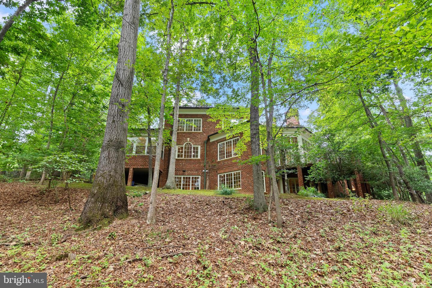 8541 OLD DOMINION DR, MCLEAN, Virginia 22102, 7 Bedrooms Bedrooms, ,7 BathroomsBathrooms,Residential,For sale,8541 OLD DOMINION DR,VAFX2208246 MLS # VAFX2208246