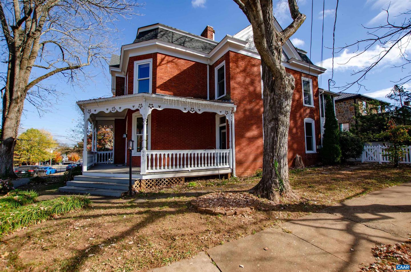 901 BELMONT AVE, CHARLOTTESVILLE, Virginia 22902, 4 Bedrooms Bedrooms, ,3 BathroomsBathrooms,Residential,For sale,901 BELMONT AVE,658572 MLS # 658572