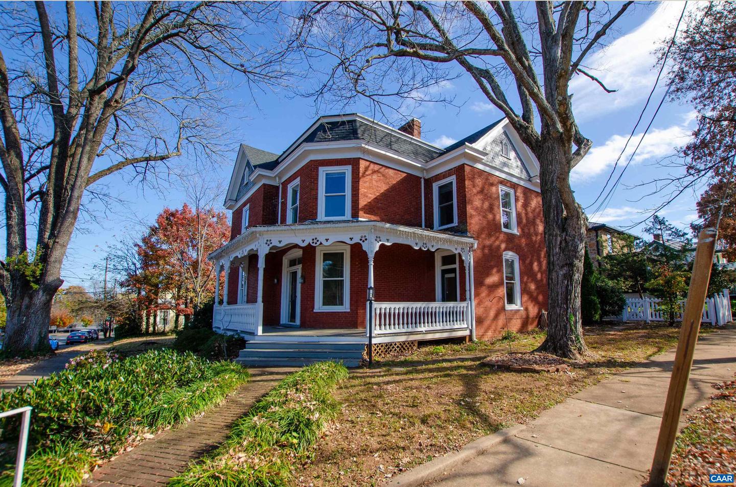 901 BELMONT AVE, CHARLOTTESVILLE, Virginia 22902, 4 Bedrooms Bedrooms, ,3 BathroomsBathrooms,Residential,For sale,901 BELMONT AVE,658572 MLS # 658572