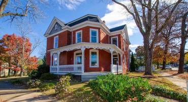 901 BELMONT AVE, CHARLOTTESVILLE, Virginia 22902, 4 Bedrooms Bedrooms, ,3 BathroomsBathrooms,Residential,For sale,901 BELMONT AVE,658572 MLS # 658572