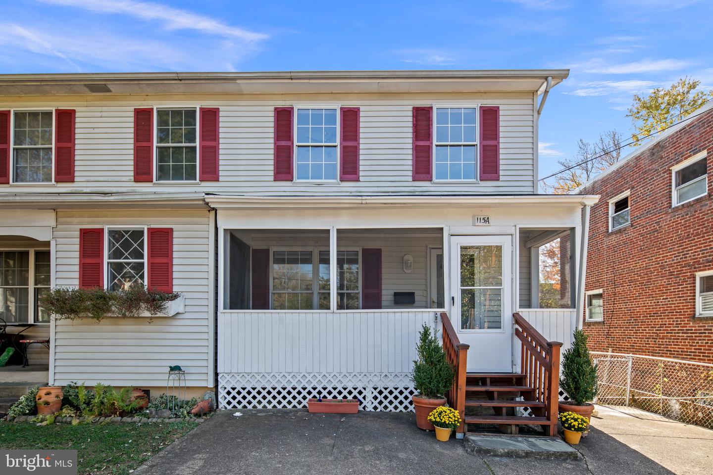 115 CLIFFORD AVE #A, ALEXANDRIA, Virginia 22305, 3 Bedrooms Bedrooms, ,1 BathroomBathrooms,Residential,For sale,115 CLIFFORD AVE #A,VAAX2039462 MLS # VAAX2039462