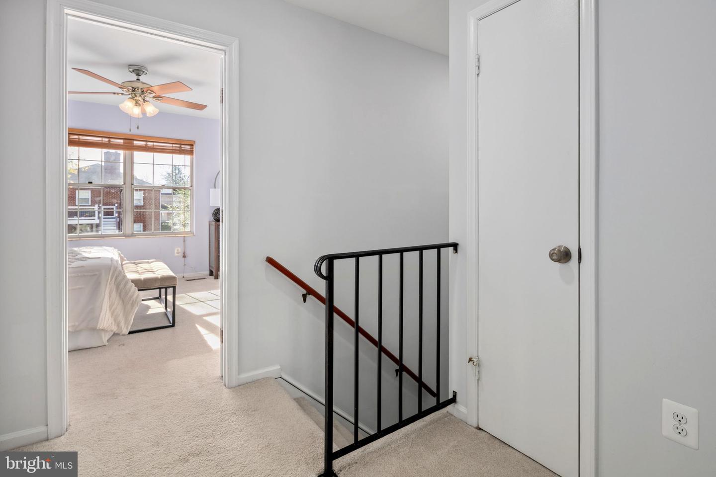 115 CLIFFORD AVE #A, ALEXANDRIA, Virginia 22305, 3 Bedrooms Bedrooms, ,1 BathroomBathrooms,Residential,For sale,115 CLIFFORD AVE #A,VAAX2039462 MLS # VAAX2039462