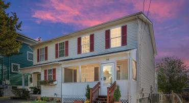 115 CLIFFORD AVE #A, ALEXANDRIA, Virginia 22305, 3 Bedrooms Bedrooms, ,1 BathroomBathrooms,Residential,For sale,115 CLIFFORD AVE #A,VAAX2039462 MLS # VAAX2039462