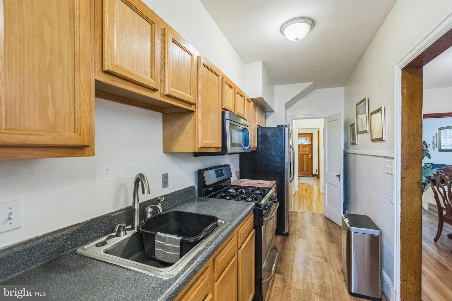 1655 C ST NE, WASHINGTON, District Of Columbia 20002, 3 Bedrooms Bedrooms, ,2 BathroomsBathrooms,Residential,For sale,1655 C ST NE,DCDC2168080 MLS # DCDC2168080