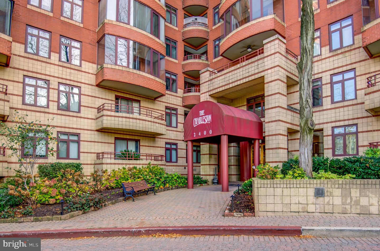 2400 CLARENDON BLVD #608, ARLINGTON, Virginia 22201, 1 Bedroom Bedrooms, ,1 BathroomBathrooms,Residential,For sale,2400 CLARENDON BLVD #608,VAAR2050778 MLS # VAAR2050778