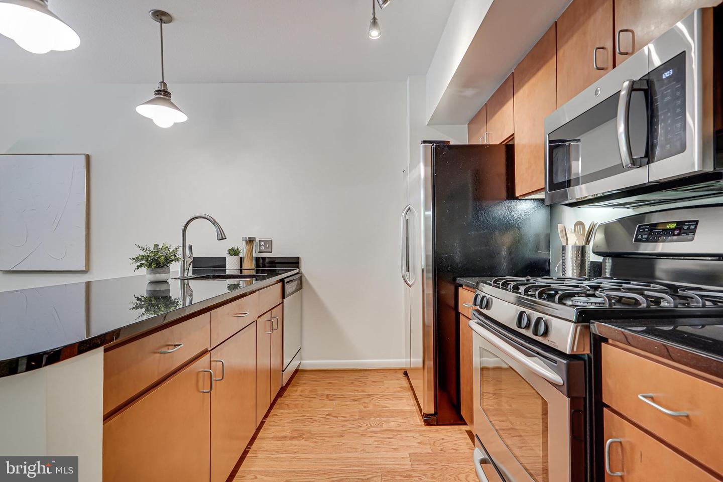 1001 L ST NW #205, WASHINGTON, District Of Columbia 20001, 2 Bedrooms Bedrooms, ,2 BathroomsBathrooms,Residential,For sale,1001 L ST NW #205,DCDC2168666 MLS # DCDC2168666