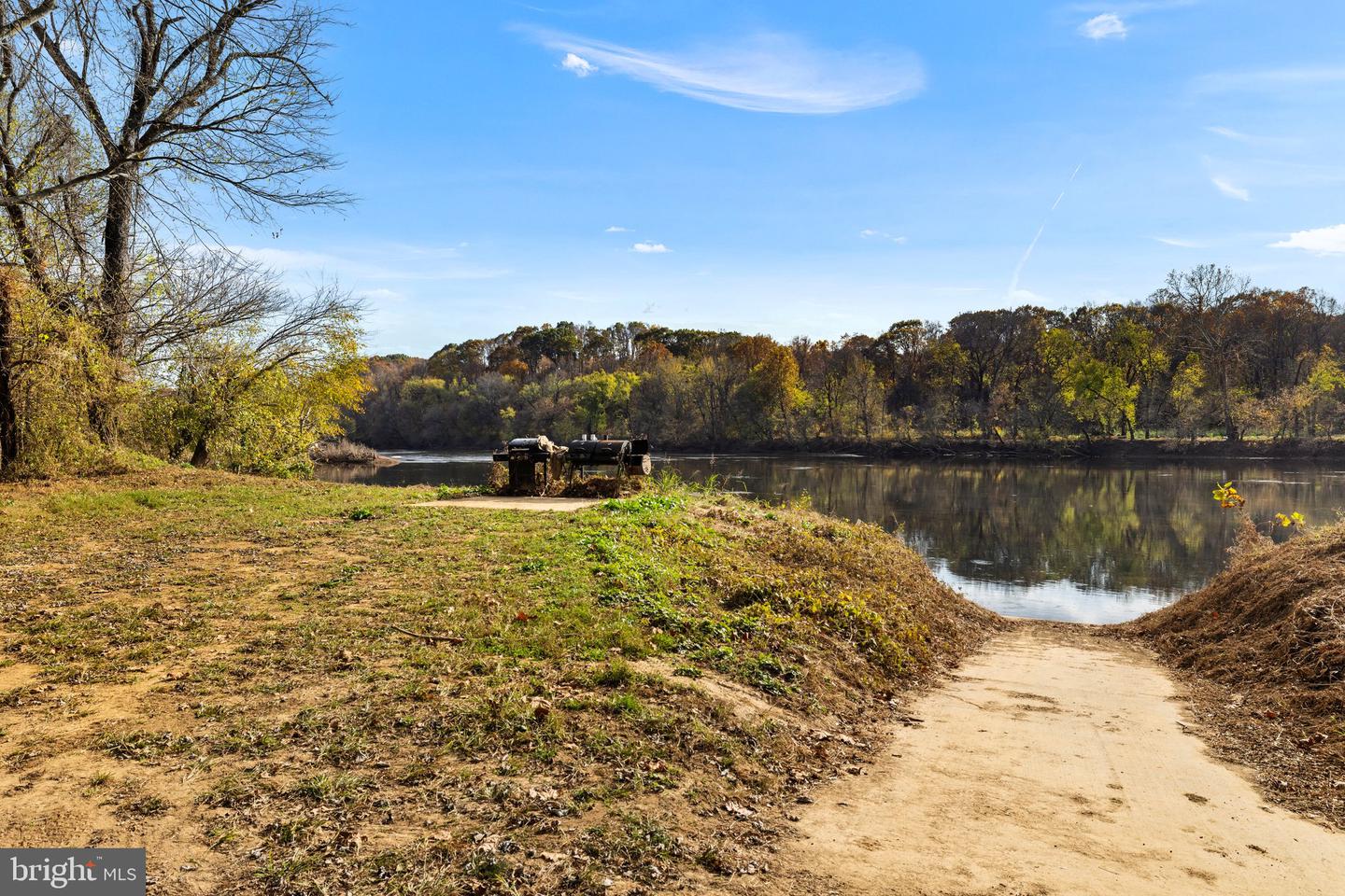 1179 LICKINGHOLE RD, GOOCHLAND, Virginia 23063, 4 Bedrooms Bedrooms, ,3 BathroomsBathrooms,Residential,For sale,1179 LICKINGHOLE RD,VAGO2000288 MLS # VAGO2000288