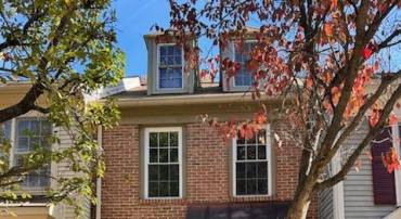 8529 GAMBEL OAK, SPRINGFIELD, Virginia 22153, 2 Bedrooms Bedrooms, ,2 BathroomsBathrooms,Residential,For sale,8529 GAMBEL OAK,VAFX2210666 MLS # VAFX2210666