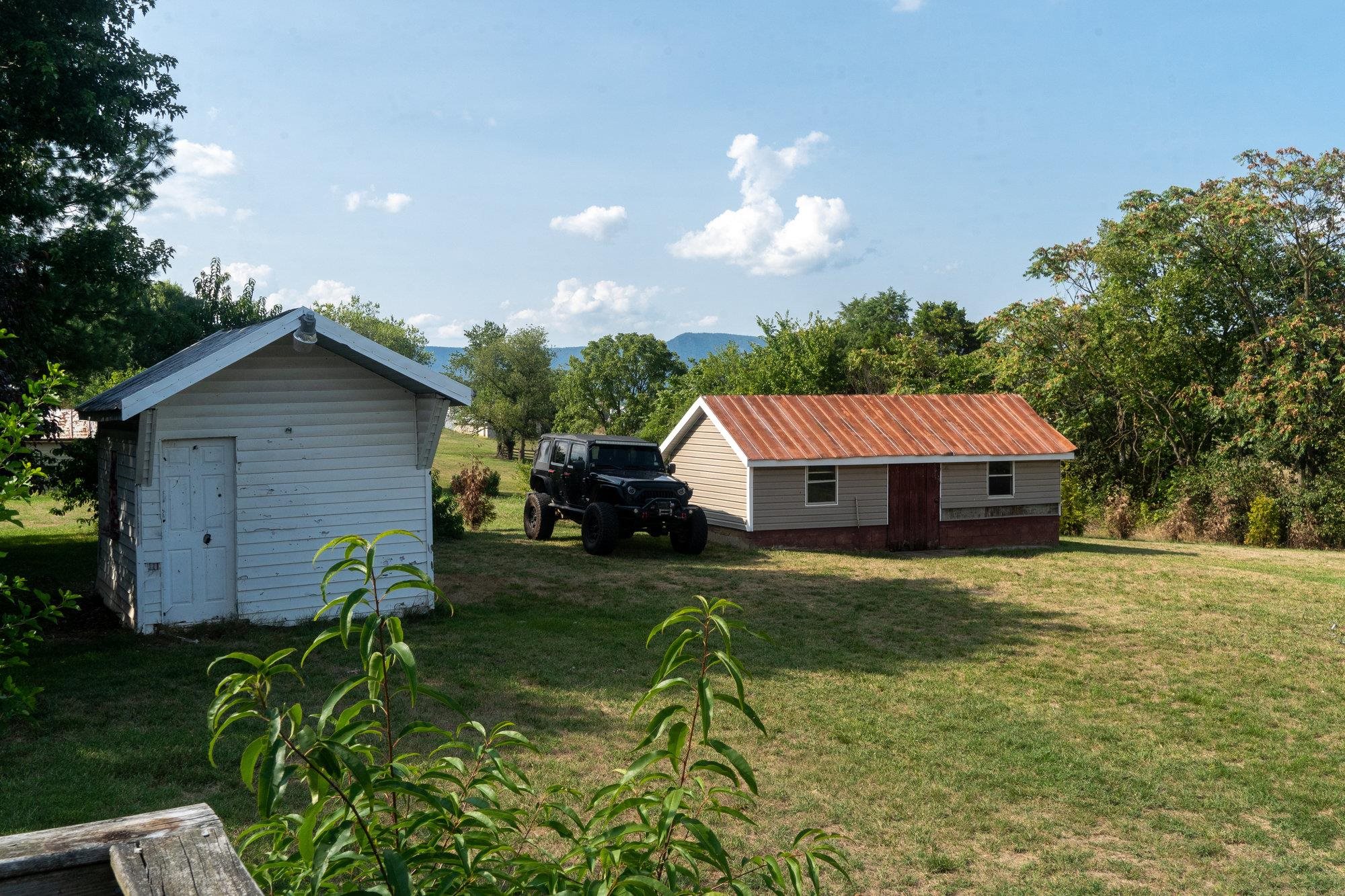 2154 HONEYVILLE RD, STANLEY, Virginia 22851, 4 Bedrooms Bedrooms, ,1 BathroomBathrooms,Residential,2154 HONEYVILLE RD,655917 MLS # 655917