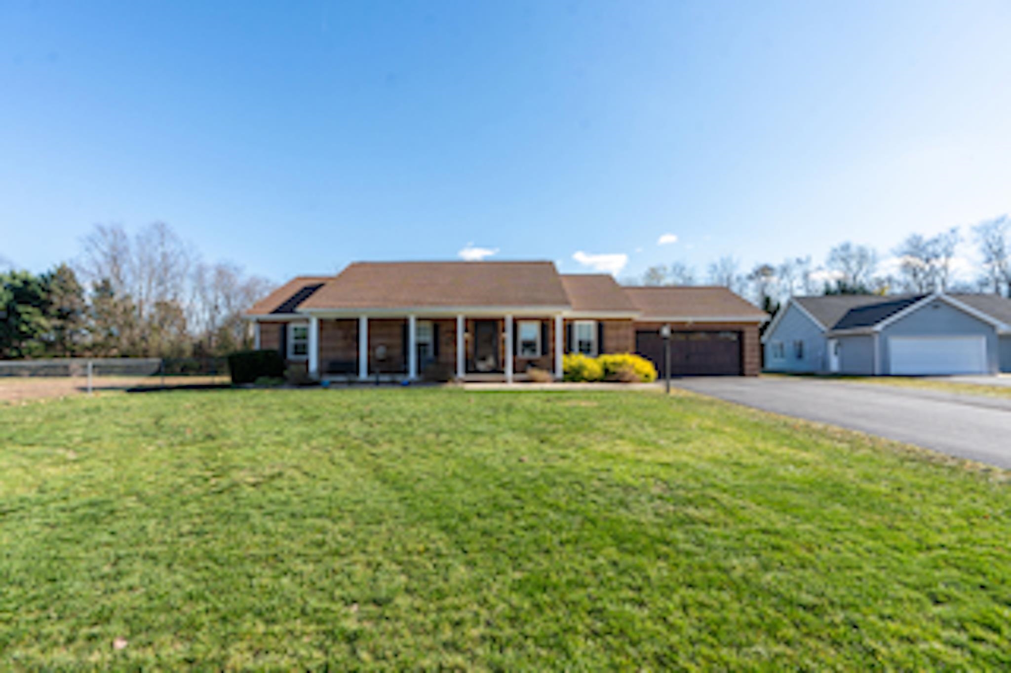 76 GRINDING MILL LN, VERONA, Virginia 24482, 3 Bedrooms Bedrooms, ,2 BathroomsBathrooms,Residential,76 GRINDING MILL LN,658786 MLS # 658786