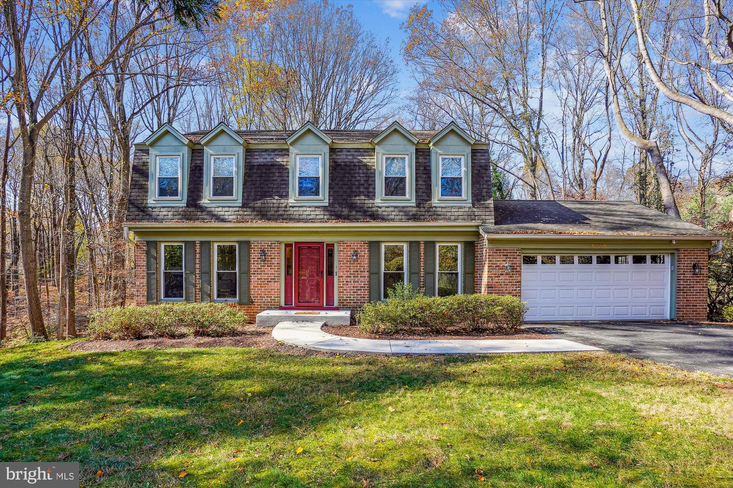 3116 MILLER HEIGHTS RD, OAKTON, Virginia 22124, 4 Bedrooms Bedrooms, ,2 BathroomsBathrooms,Residential,For sale,3116 MILLER HEIGHTS RD,VAFX2209968 MLS # VAFX2209968