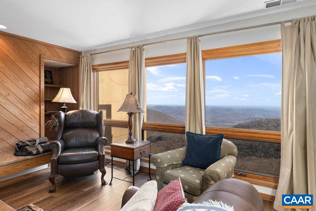 1531 CLIFFS CONDOS, WINTERGREEN RESORT, Virginia 22967, 2 Bedrooms Bedrooms, ,2 BathroomsBathrooms,Residential,1531 CLIFFS CONDOS,658769 MLS # 658769