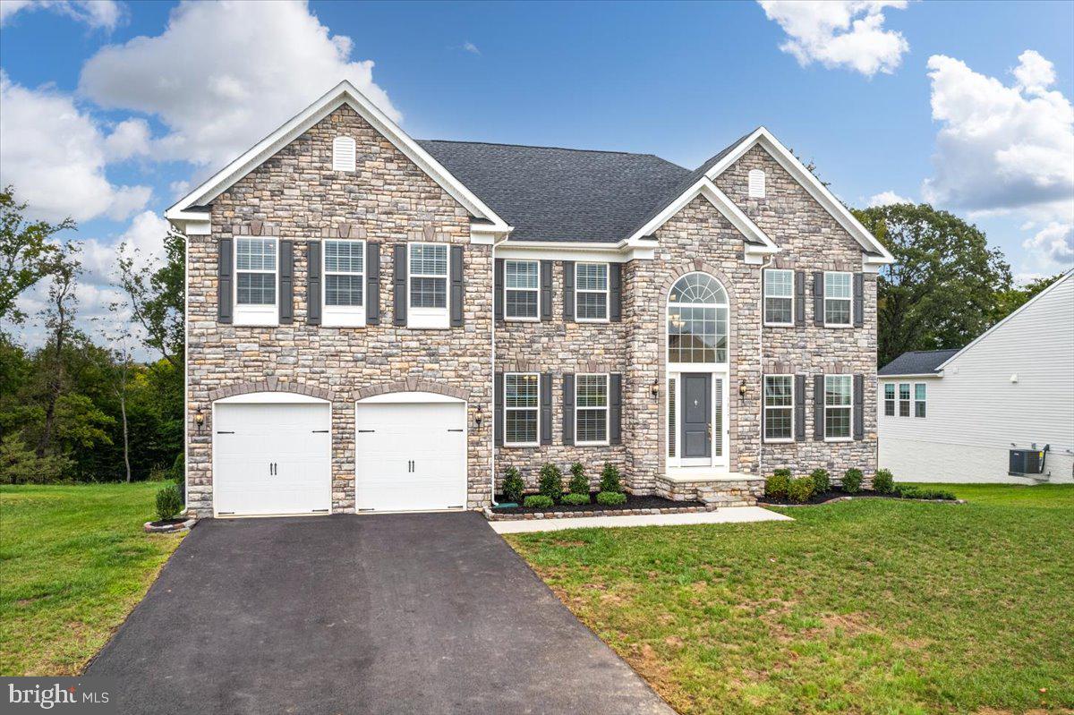 1817 LEGACY LN, FREDERICKSBURG, Virginia 22408, 5 Bedrooms Bedrooms, ,3 BathroomsBathrooms,Residential,For sale,1817 LEGACY LN,VASP2028038 MLS # VASP2028038