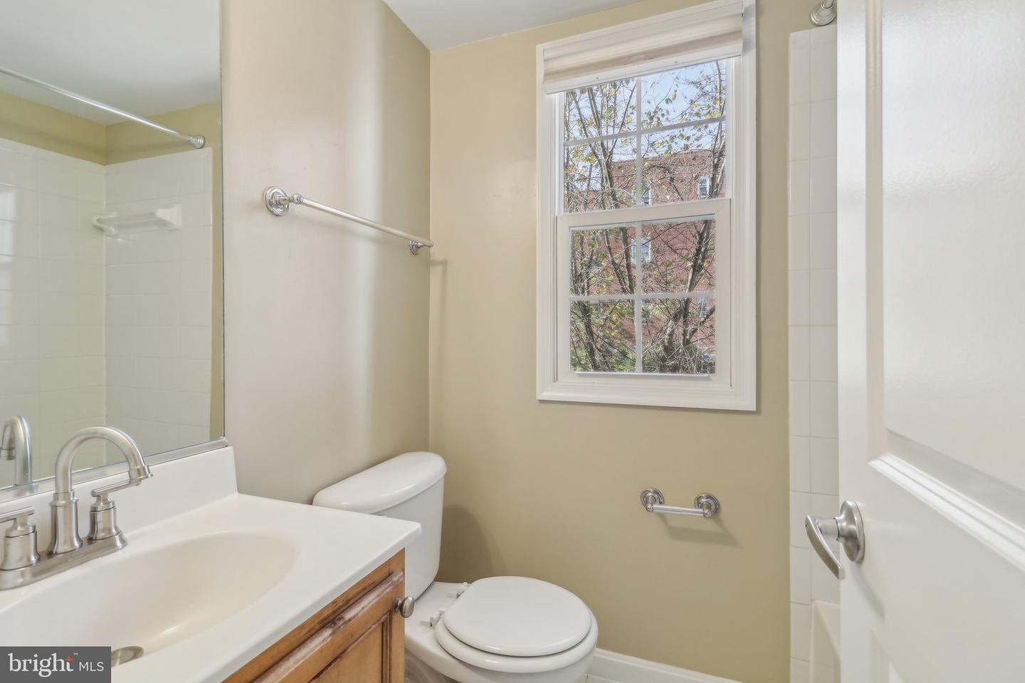 700 JEFFERSON ST NW #305, WASHINGTON, District Of Columbia 20011, 1 Bedroom Bedrooms, ,1 BathroomBathrooms,Residential,For sale,700 JEFFERSON ST NW #305,DCDC2168816 MLS # DCDC2168816