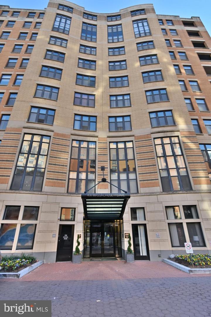400 MASSACHUSETTS AVE NW #423, WASHINGTON, District Of Columbia 20001, 1 Bedroom Bedrooms, ,1 BathroomBathrooms,Residential,For sale,400 MASSACHUSETTS AVE NW #423,DCDC2168680 MLS # DCDC2168680
